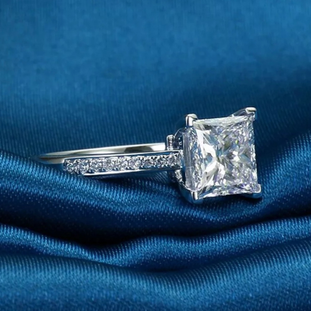 New 925 sterling silver ring for women!